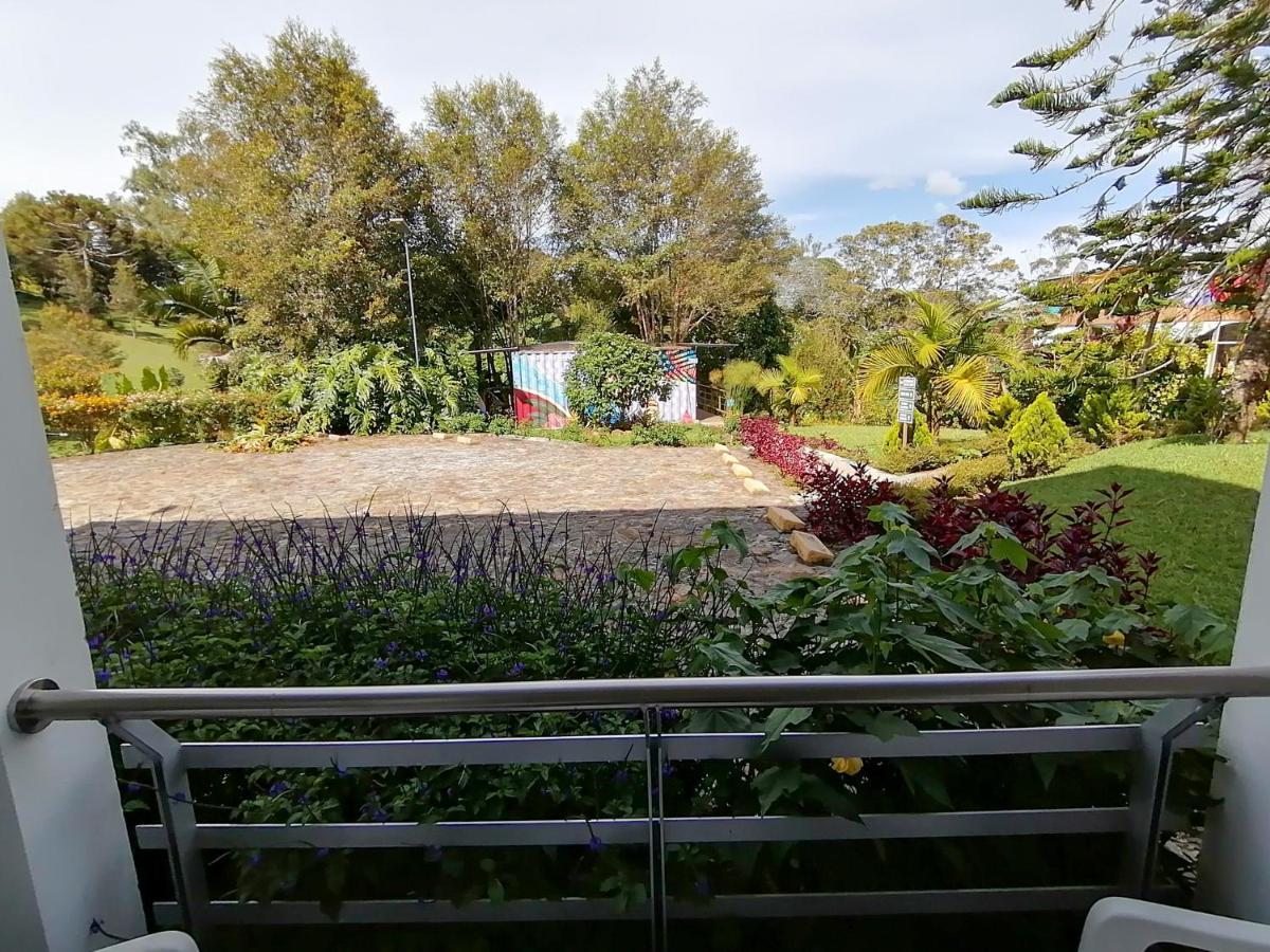 Hotel Hevilat Paraiso De Oriente Rionegro Ngoại thất bức ảnh